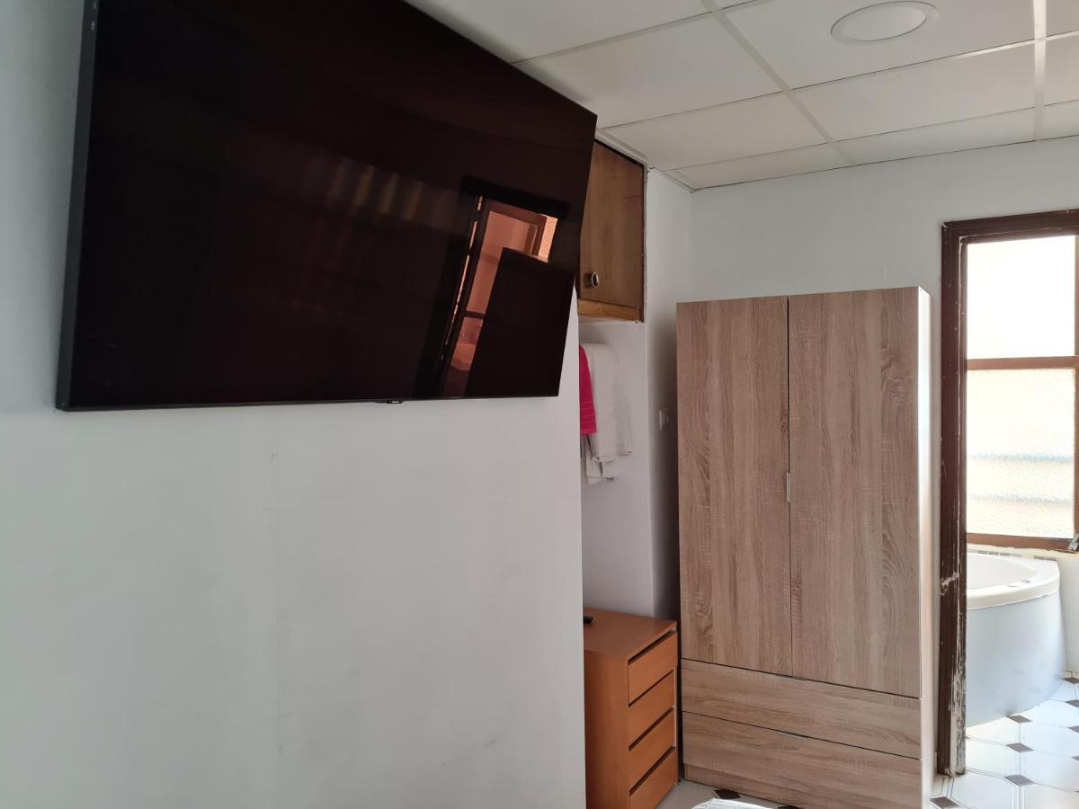 Enrique Numero 68 Apartman Elche Kültér fotó